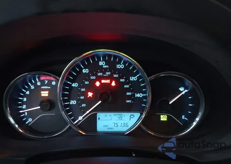 2014 Toyota Corolla Le Eco Premium z USA, uszkodzony, nr VIN 5YFBPRHE6EP023692